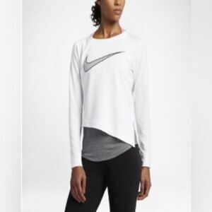 Nike dri fit white training cropped top sz small